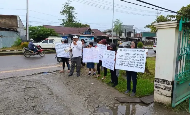 Penerimaan Siswa Baru Dianggap Tidak Sesuai Zonasi, SMA Negeri 1 Mimika Digeruduk Demonstran